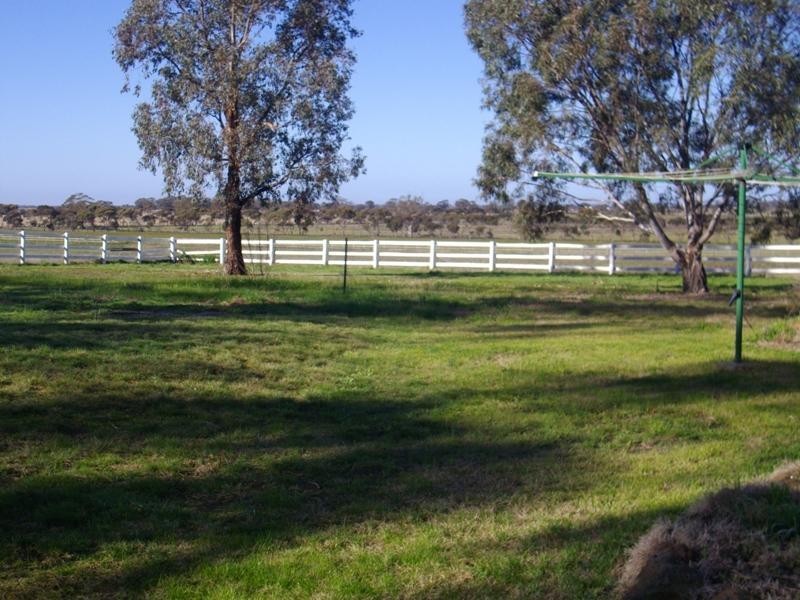 2227 Coimadai Road, Melton VIC 3337