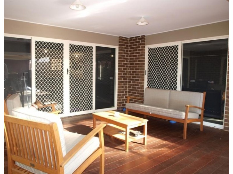 27 Glencoe Street, Kurunjang VIC 3337