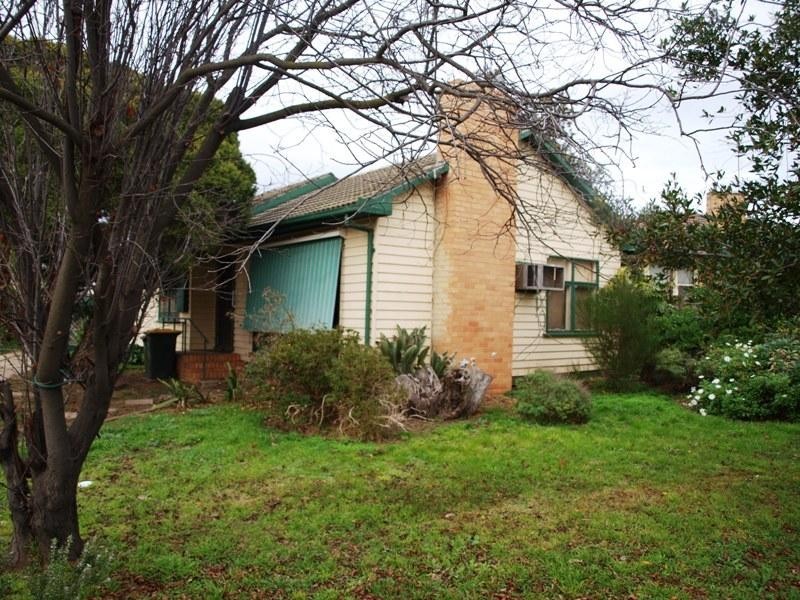 11 Dugdale Street, Bacchus Marsh VIC 3340