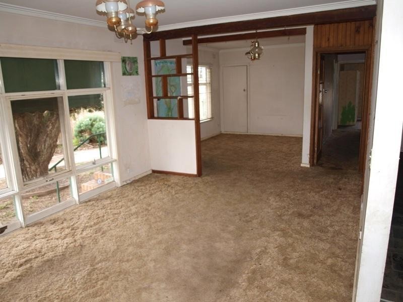 11 Dugdale Street, Bacchus Marsh VIC 3340