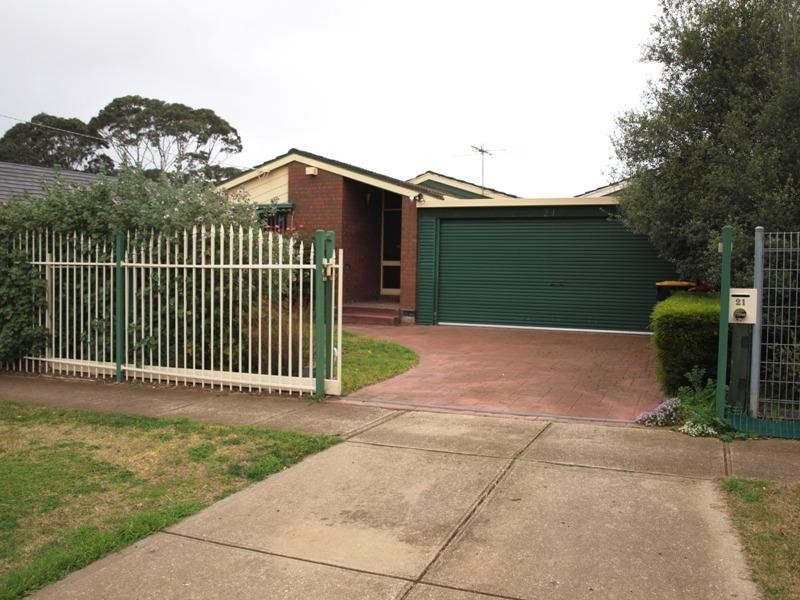 21 Palmerston Street, Melton VIC 3337