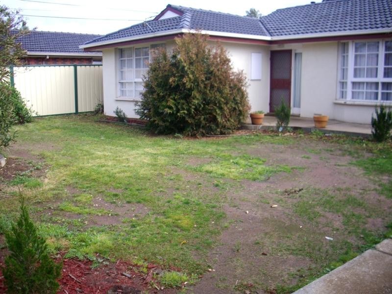 42 Carina Drive, Melton VIC 3337