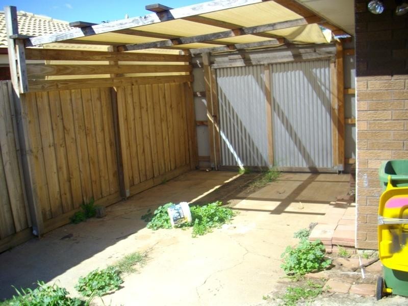 42 Carina Drive, Melton VIC 3337