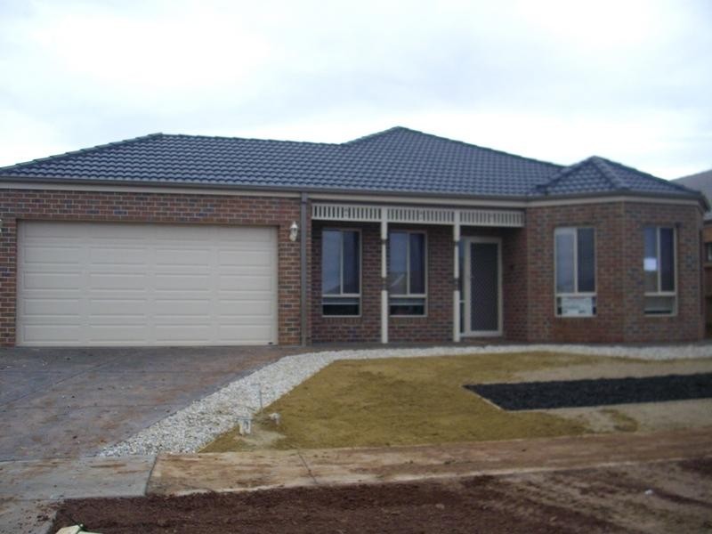 53 Gallery Avenue, Melton West VIC 3337