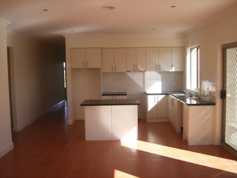 6 Hiraji Street, Kurunjang VIC 3337