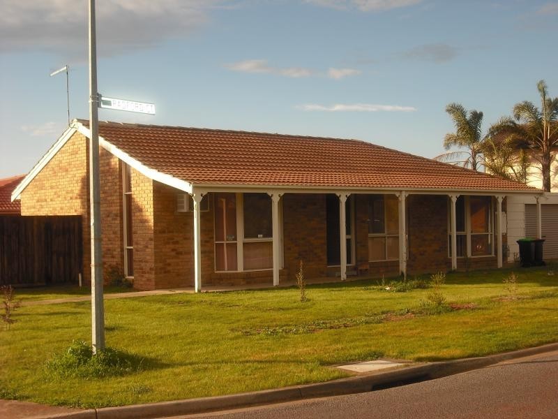 41 Blackdog Drive, Brookfield VIC 3338