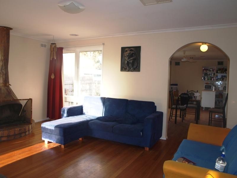 22 Chauvel Street, Melton South VIC 3338