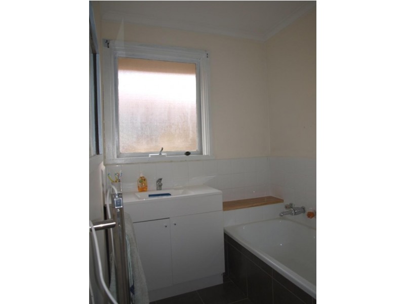 22 Chauvel Street, Melton South VIC 3338