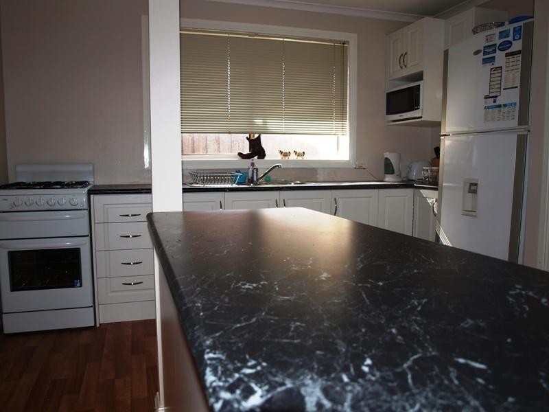 52 a Henry Street, Melton VIC 3337