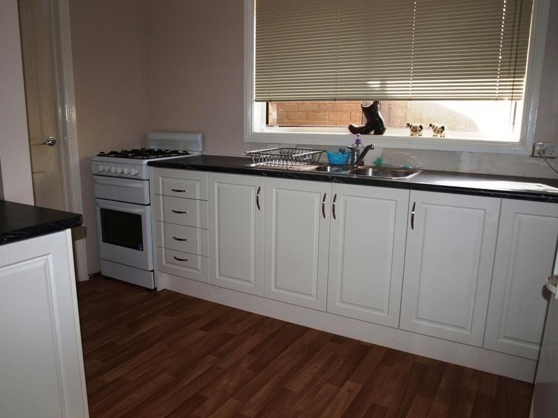 52 a Henry Street, Melton VIC 3337