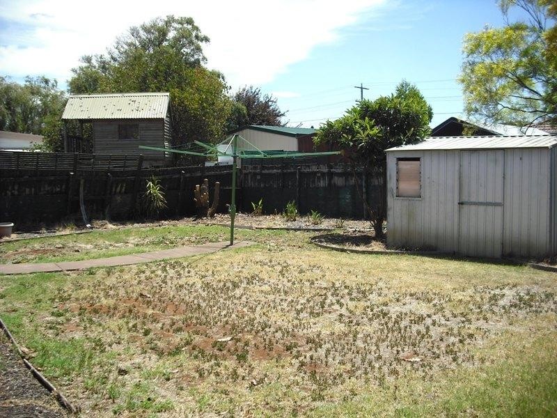 20 Grace Street, Melton South VIC 3338