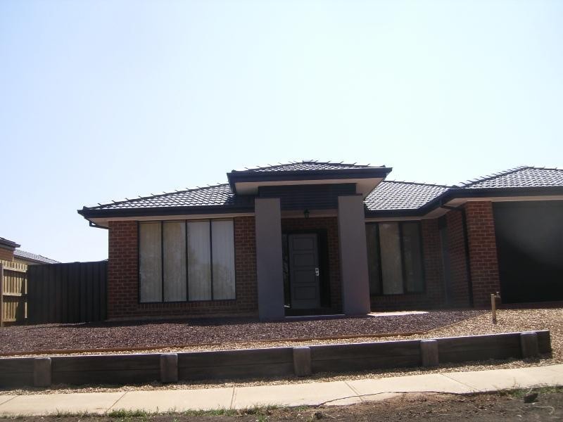 5 Victoria Avenue, Kurunjang VIC 3337