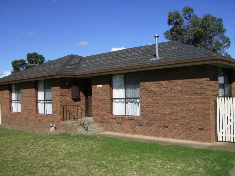 6 Donald Court, Kurunjang VIC 3337