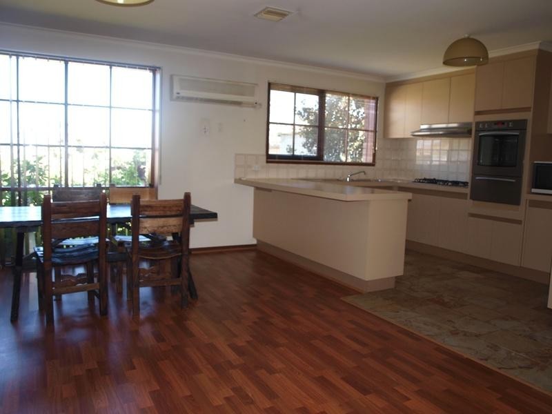 Melton West VIC 3337