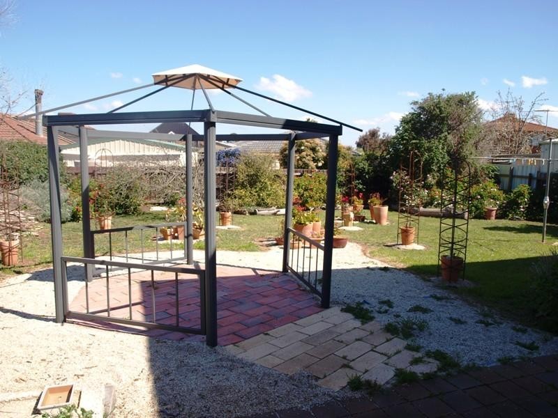 Melton West VIC 3337