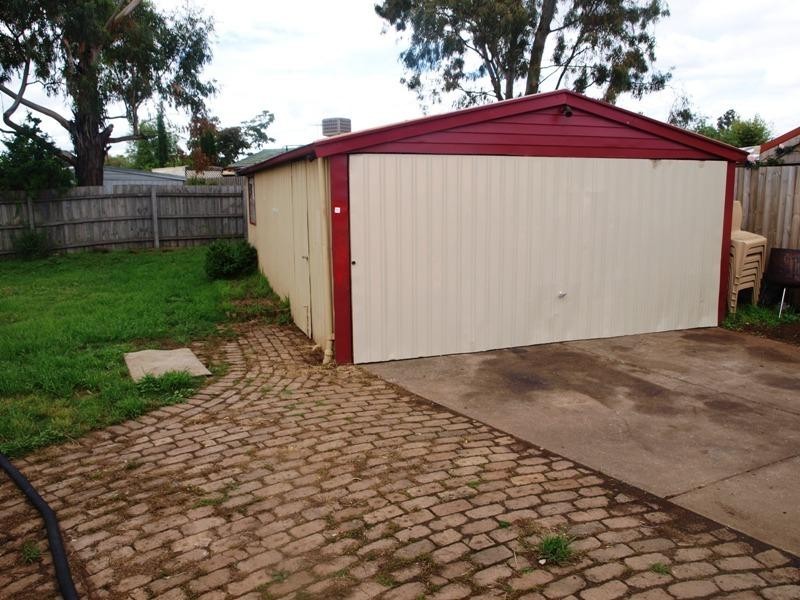 Melton West VIC 3337