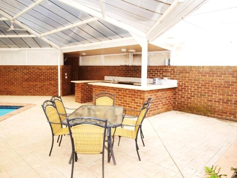 76 Sundew Avenue, Bacchus Marsh VIC 3340
