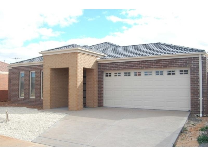 29 Ironbark Way, Brookfield VIC 3338