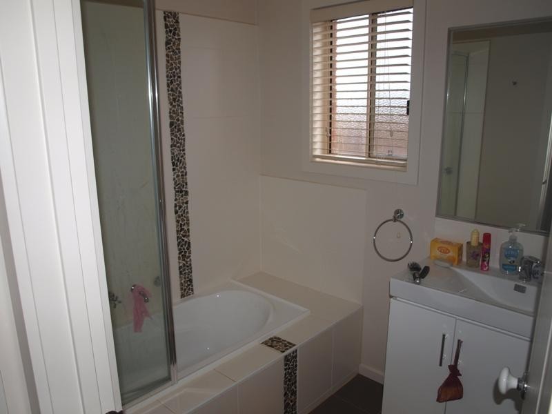 Melton South VIC 3338