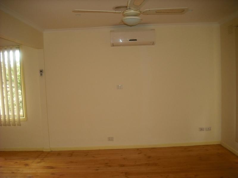 54 O’Neills Road, Melton VIC 3337