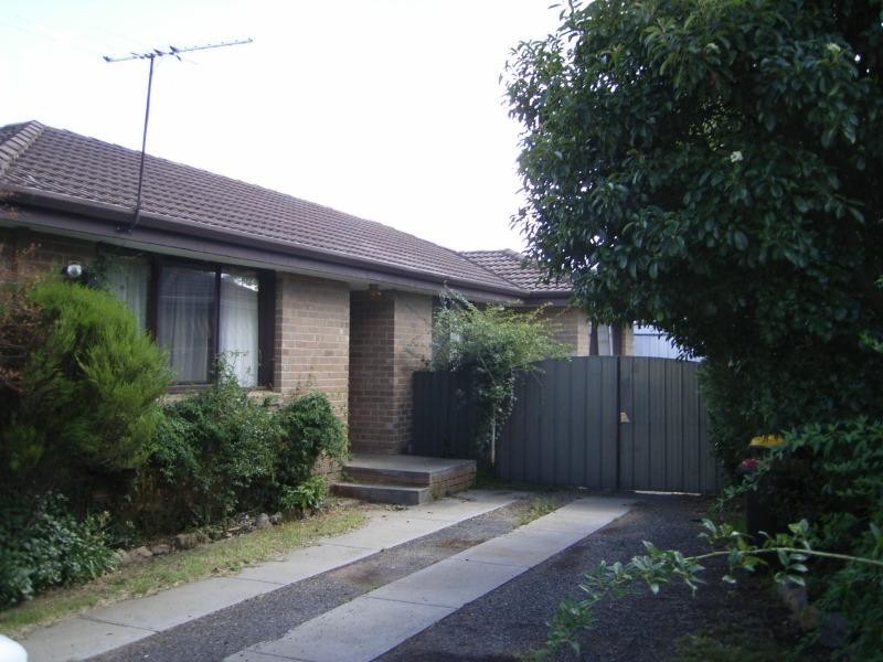 4 Cassia Road, Melton VIC 3337