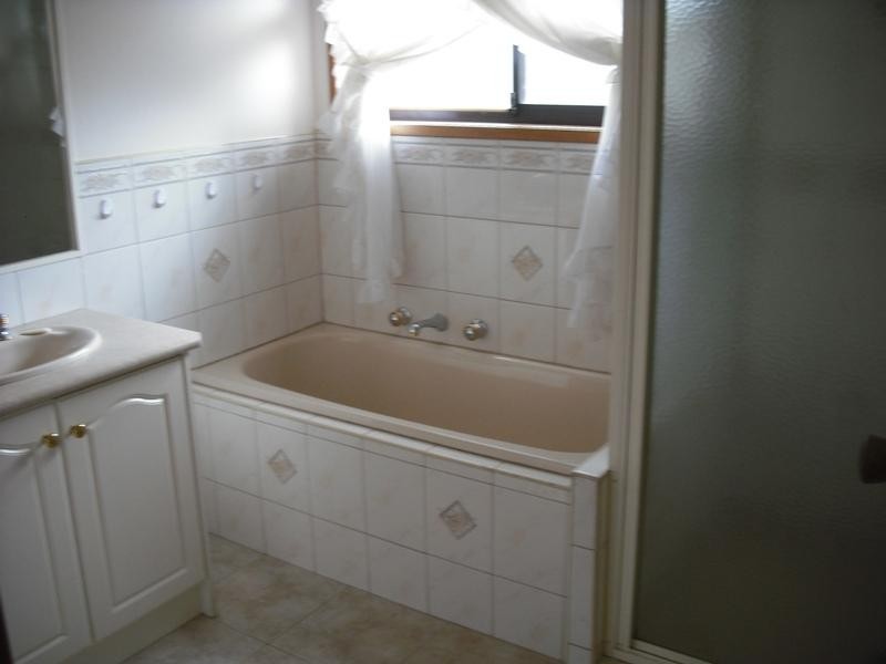 32 Church Street, Melton VIC 3337