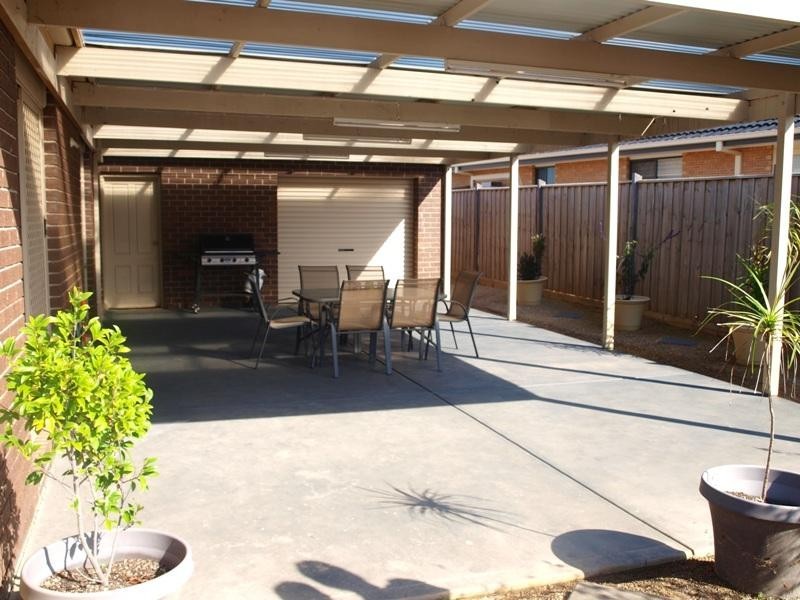 2 Rosemont Rise, Melton West VIC 3337