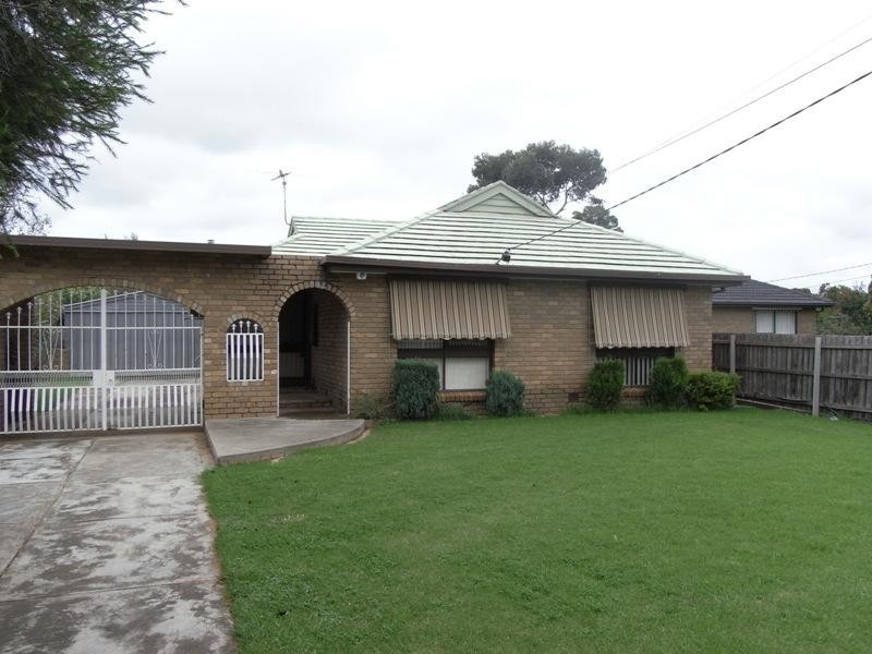 12 Kyora Court, Melton VIC 3337