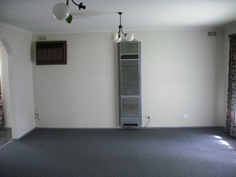 126 Barries Road, Melton VIC 3337