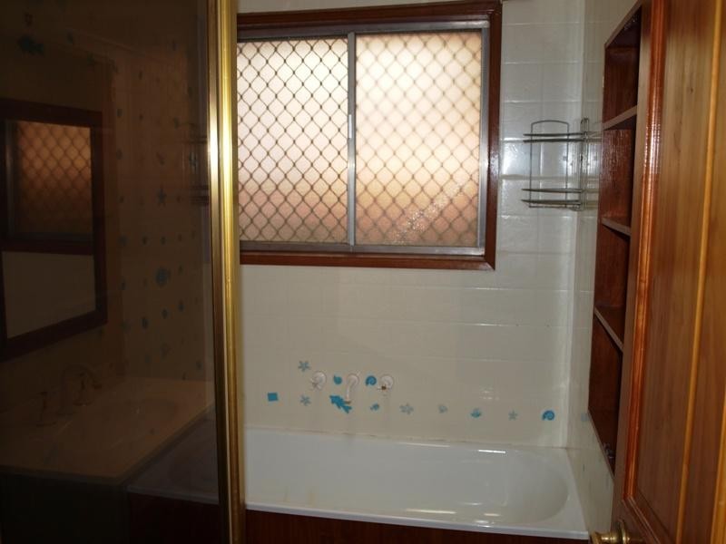 6 Blackwood Drive, Melton VIC 3337