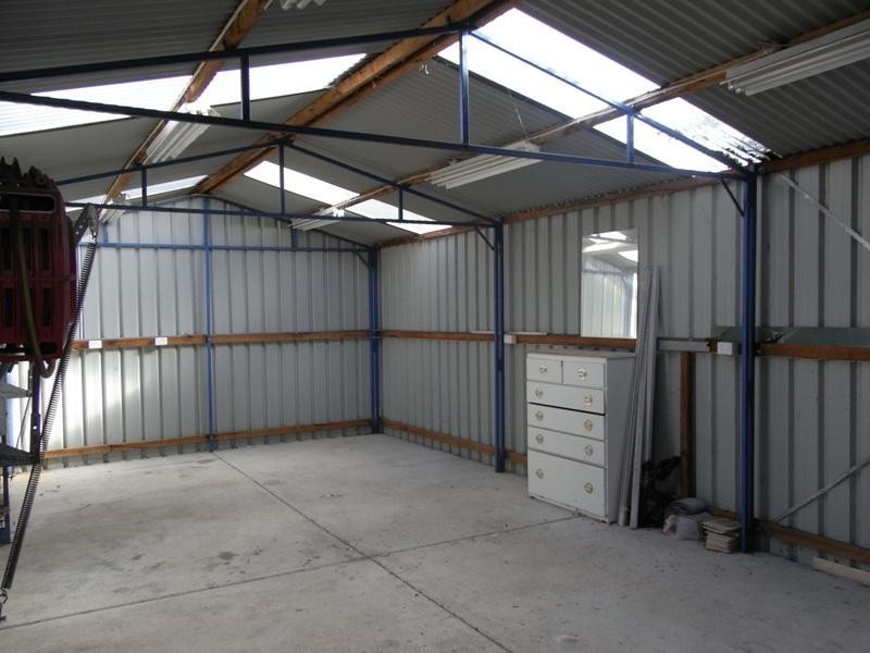 2 Deanswood Place, Brookfield VIC 3338