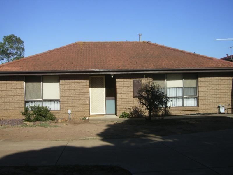 Unit 15/61 Barries Road, Melton VIC 3337
