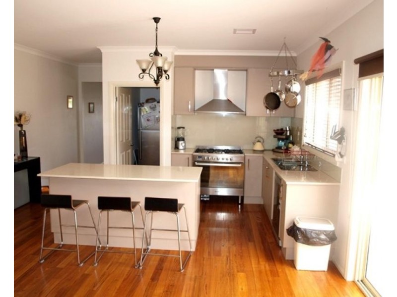 7 River Views Road, Melton West VIC 3337