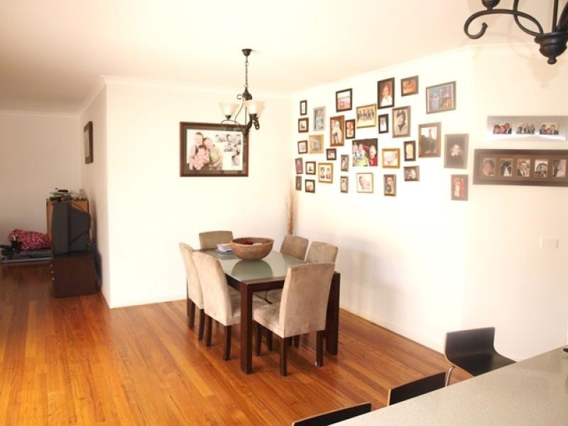 7 River Views Road, Melton West VIC 3337