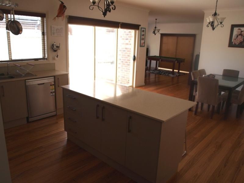 7 River Views Road, Melton West VIC 3337