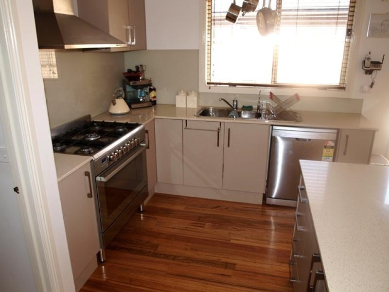 7 River Views Road, Melton West VIC 3337