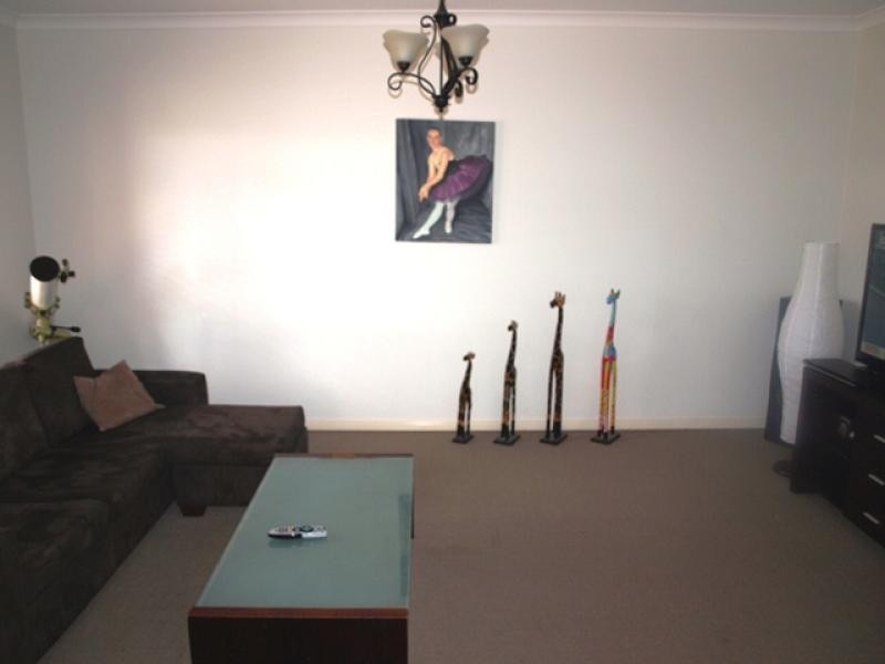 7 River Views Road, Melton West VIC 3337