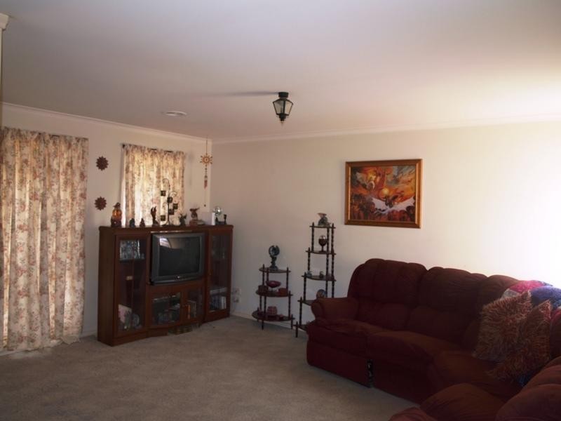 23 Darlingsford Blvd, Melton VIC 3337