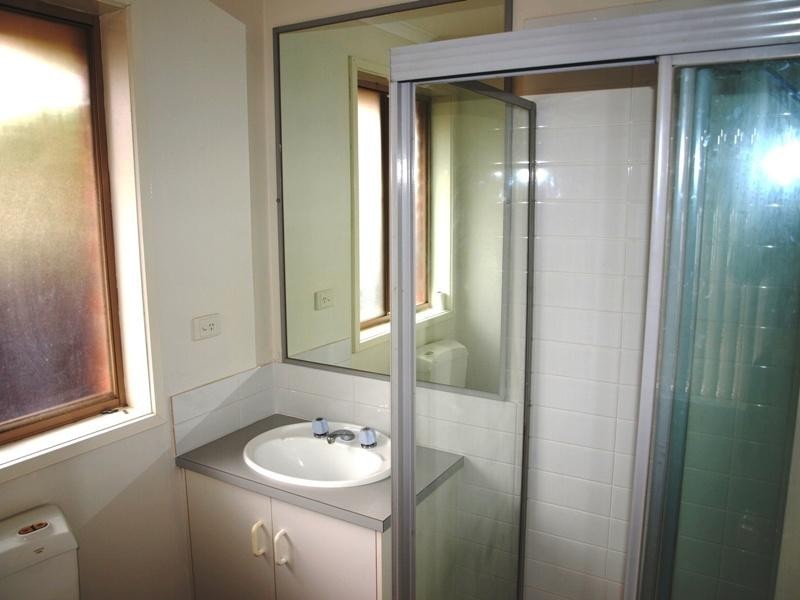 Unit 1/48 Hilton Way, Melton VIC 3337