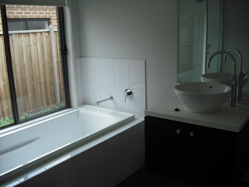 24 Ironbark Way, Brookfield VIC 3338