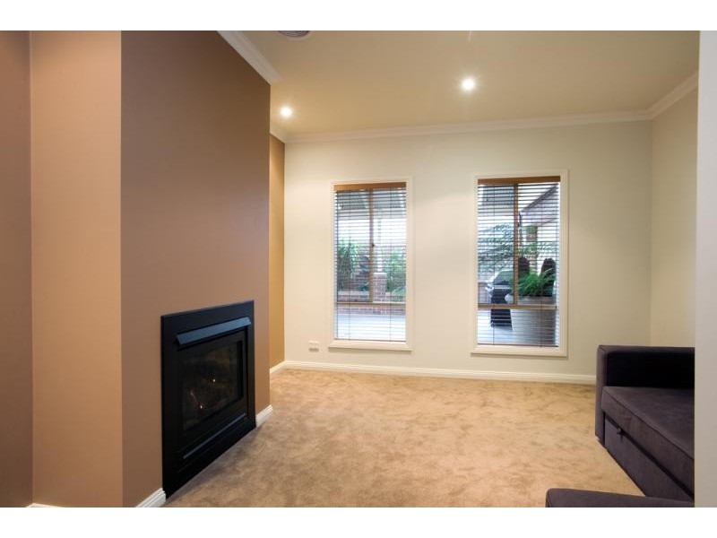 4 Drummond Court, Melton VIC 3337