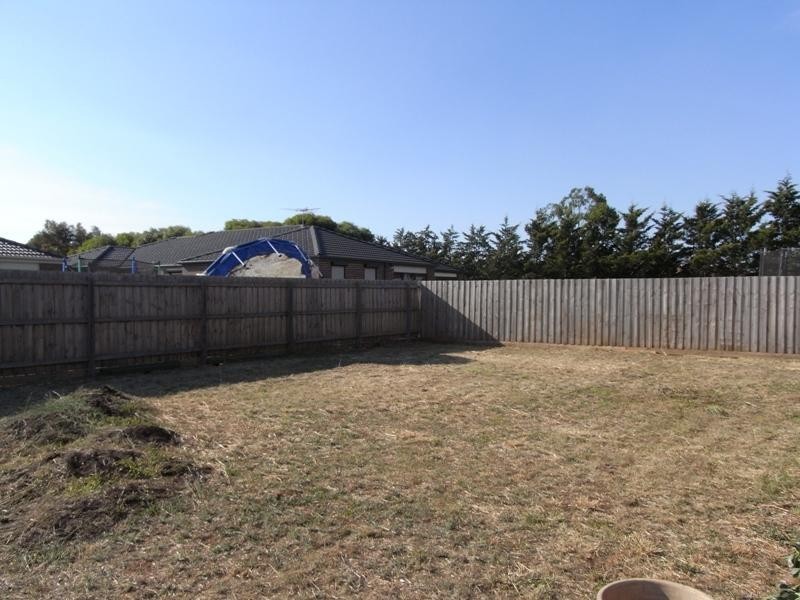 5 Linda Place, Kurunjang VIC 3337