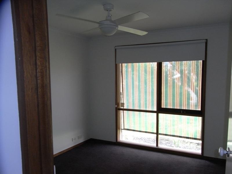 5 Peart Court, Brookfield VIC 3338