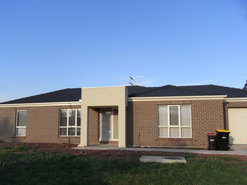 1 Harrow Court, Kurunjang VIC 3337