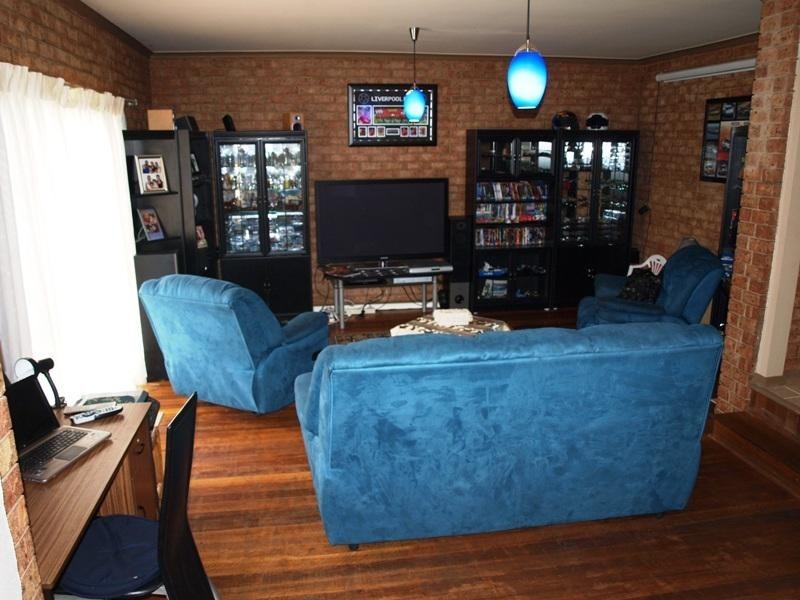 8 McDonald Street, Melton VIC 3337