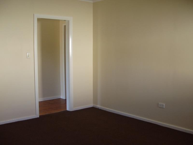 9 EVANS STREET, Wagga Wagga NSW 2650