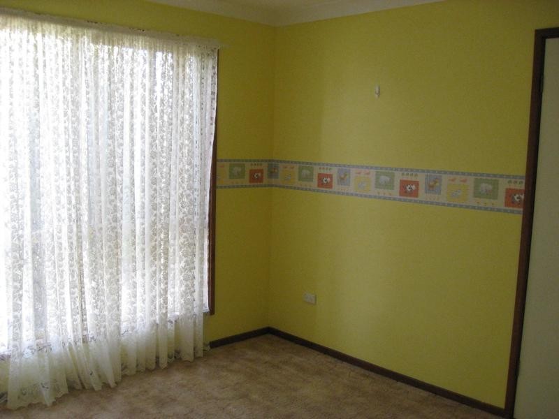 97 DALMAN PARKWAY, Glenfield Park NSW 2650