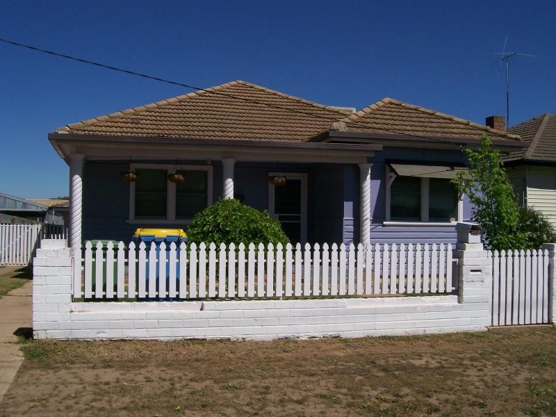 288 Kincaid Street, Wagga Wagga NSW 2650