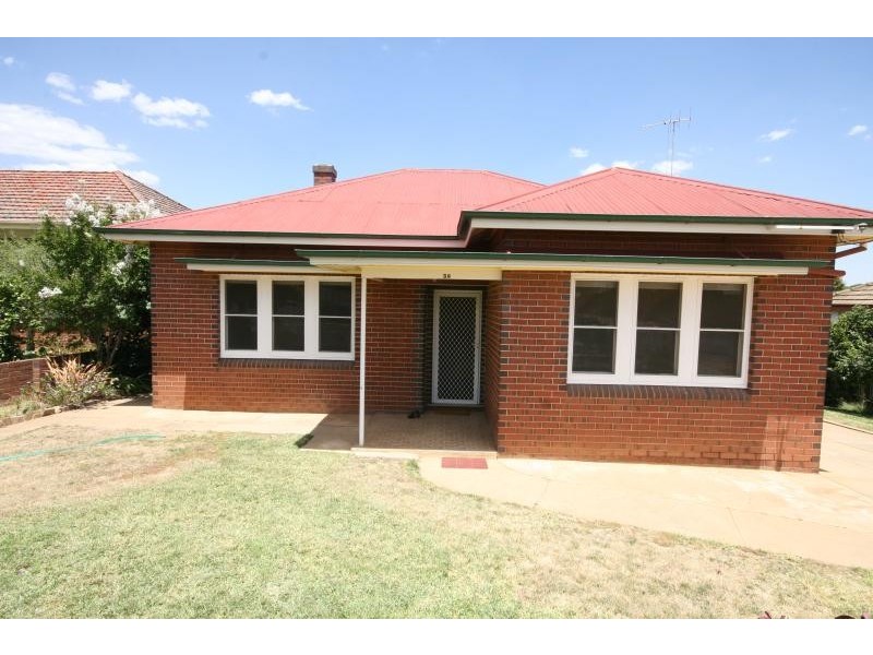 38 Wooden Street, Wagga Wagga NSW 2650