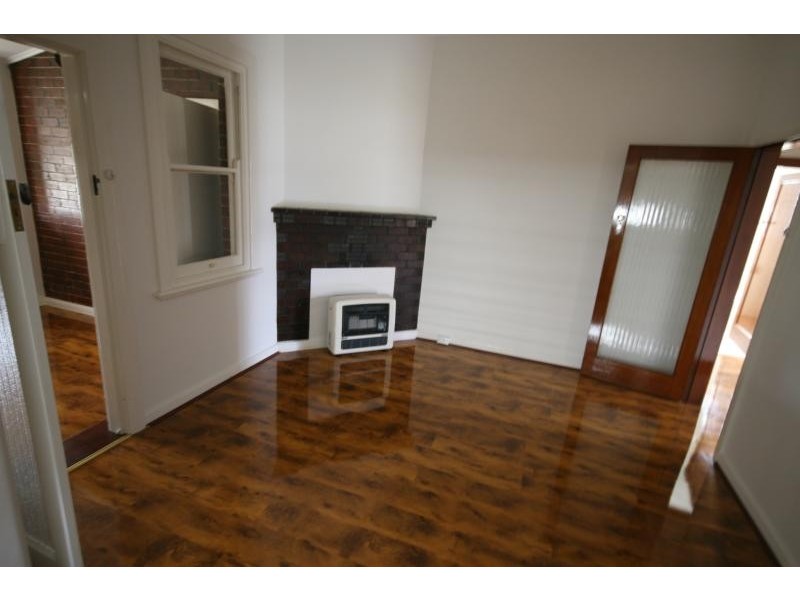 38 Wooden Street, Wagga Wagga NSW 2650